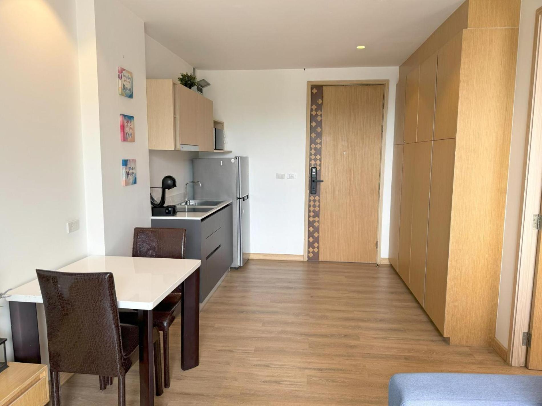 Sea View Apartment At Aristo2 By Lofty Ban Lum Fuang Bagian luar foto