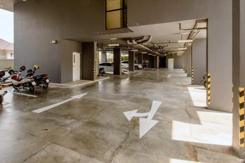 Sea View Apartment At Aristo2 By Lofty Ban Lum Fuang Bagian luar foto